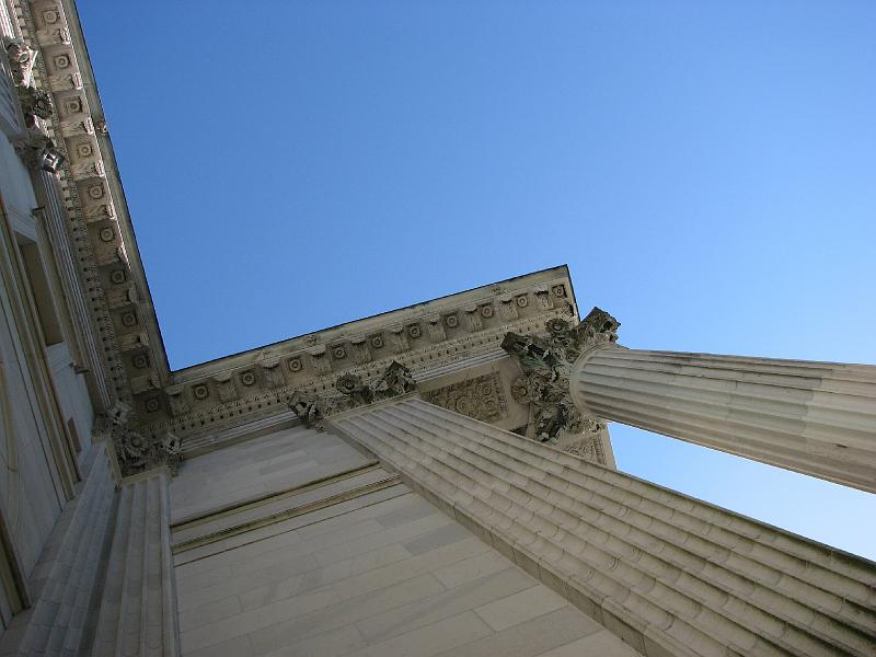 2008-10-12_Tiverton_Newport_Mansions 001.jpg